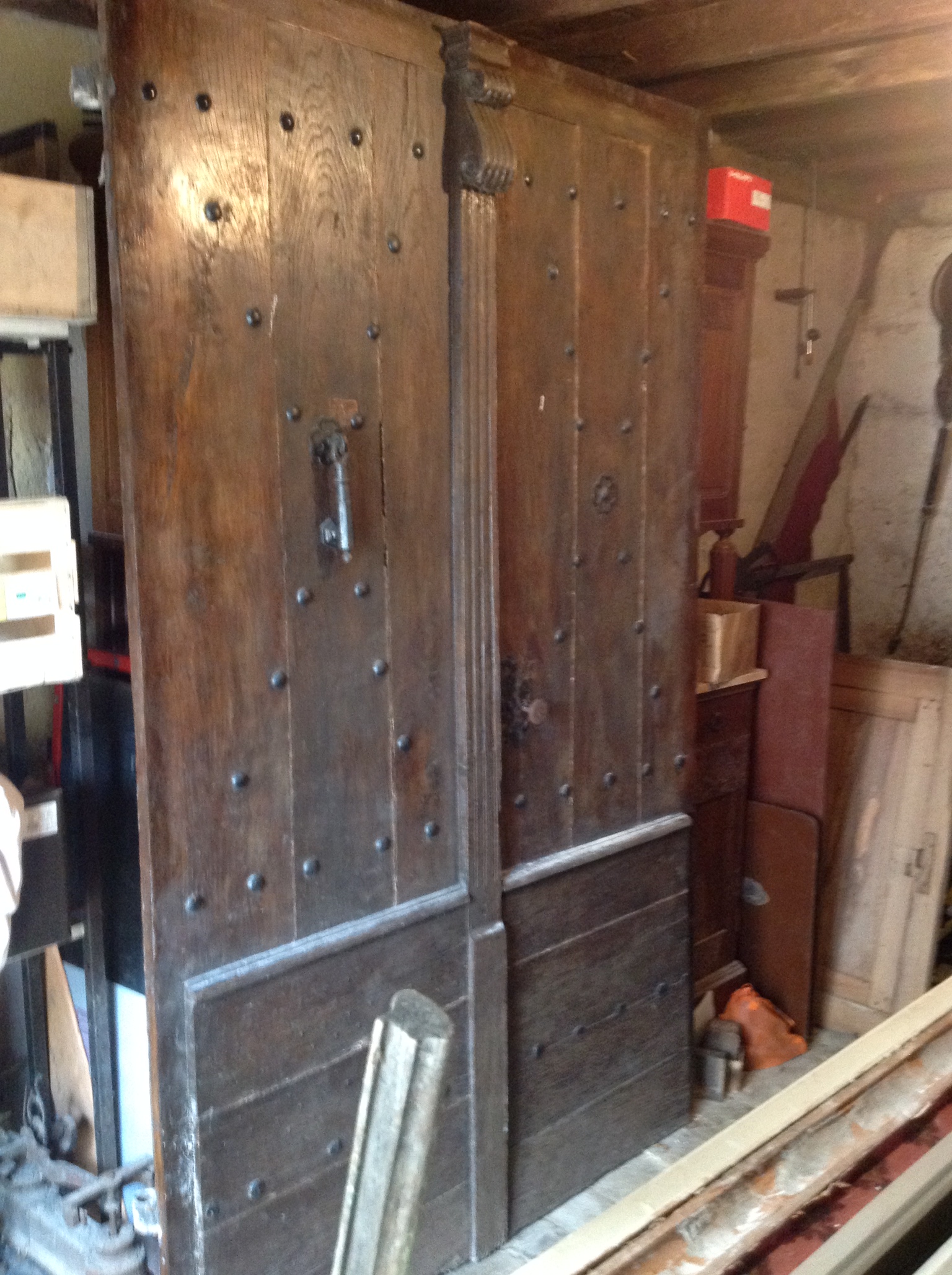 porte double louis XIV en chêne avec imposte heurtoir gond targette